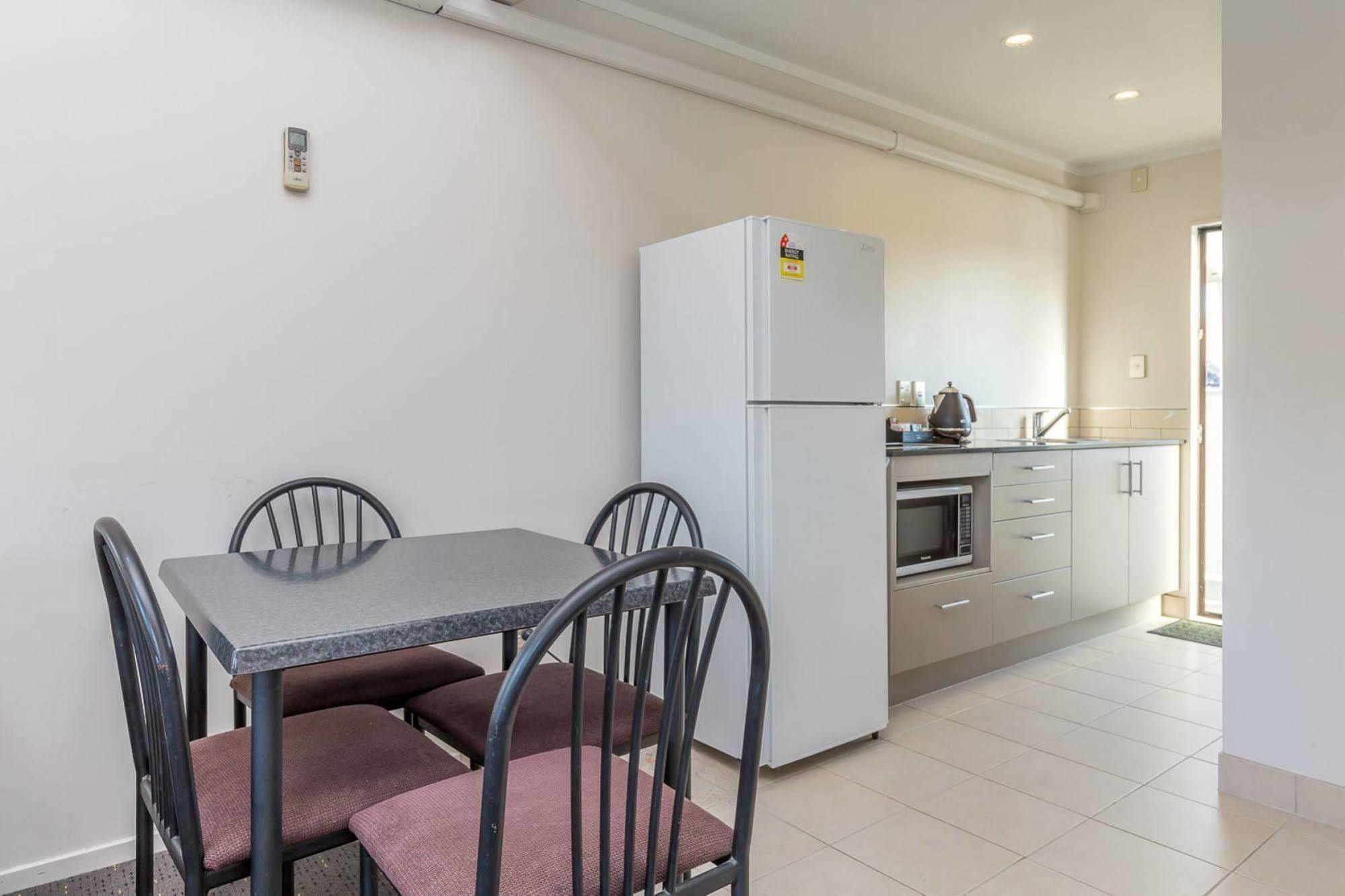 Anzac Court Motel Окленд Екстер'єр фото